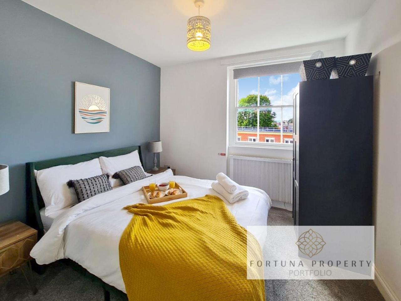 Margaret'S Loft By Fortuna Property Cheltenham Eksteriør bilde