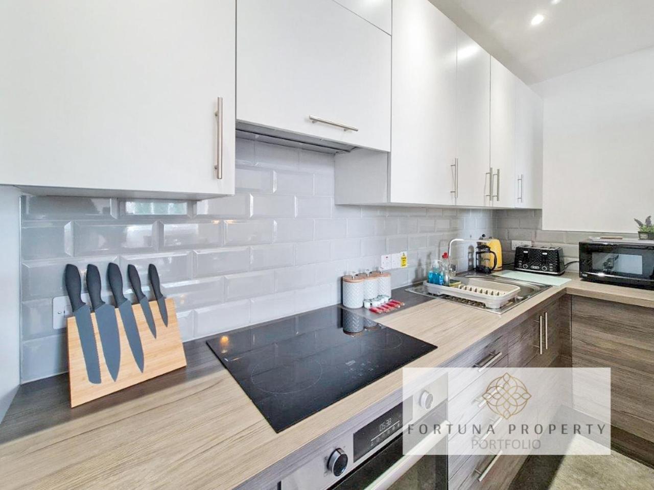 Margaret'S Loft By Fortuna Property Cheltenham Eksteriør bilde